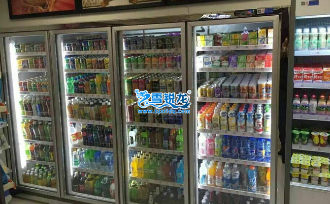 便利店冷柜